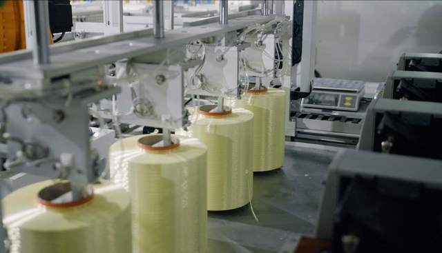 Weighing and labeling station